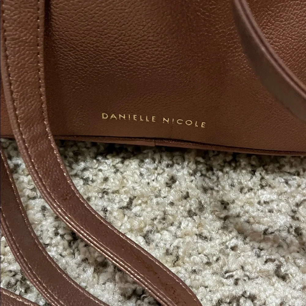 Harry Potter Danielle Nicole 9 3/4 backpack - Picture 6 of 6